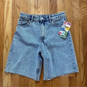 NWT Liunic x H&M Raw Hem Jean Shorts size US 14